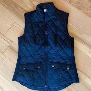 Black vest from Dress Barn. Like new, smoke free, pet free home.